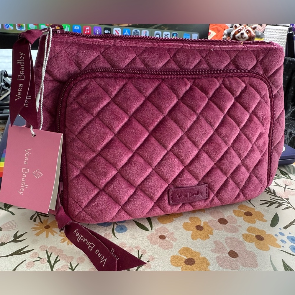 Vera Bradley Quilted Majestic Magenta Compact Organizer - NWT